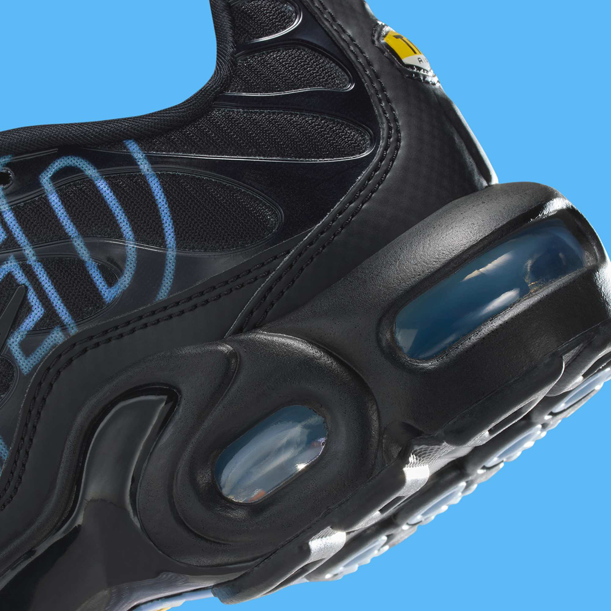 Nike Air Max Plus Tuned Graphic Ii7649 012 5