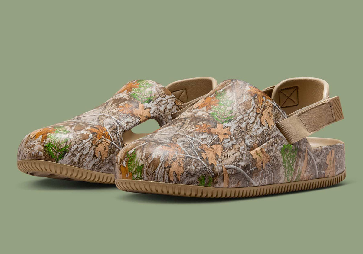 Realtree Camo Covers The Nike Calm Mule