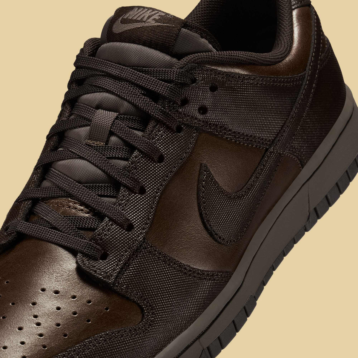 Nike Dunk Low Ironstone Velvet Brown Hq1979 001 7