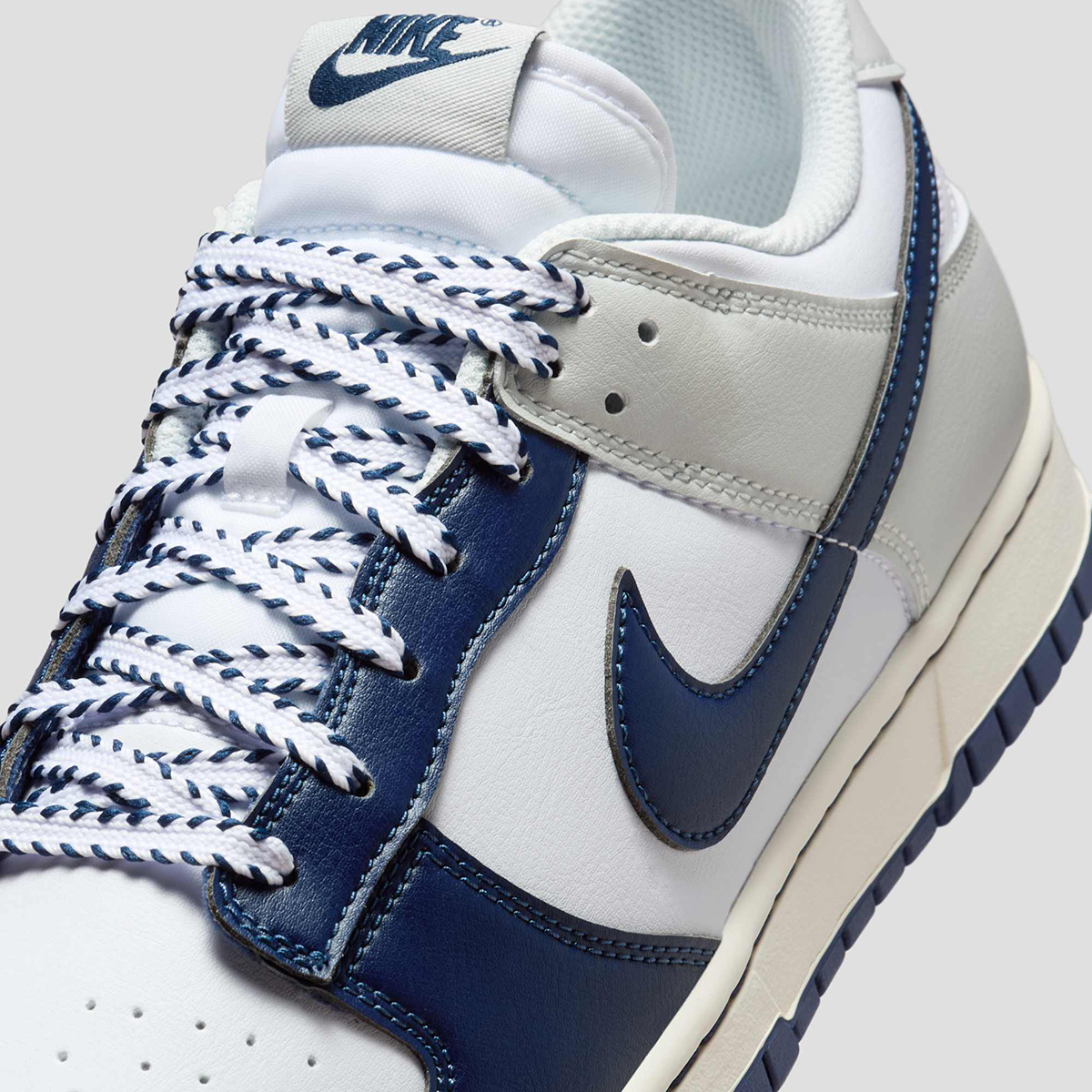 Nike Dunk Low New York Yankees Im2222 101 8