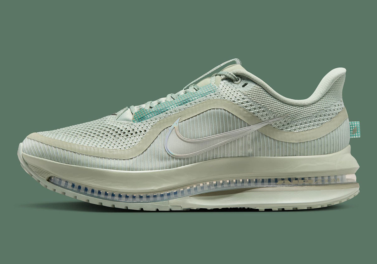 Nike Pegasus Premium Jade Horizon Light Army Hq2592 300 1