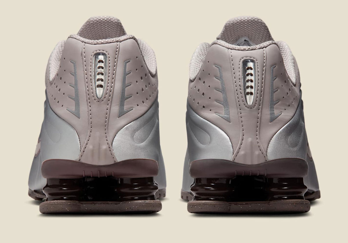 Nike Shox R4 Cave Stone College Grey Baroque Brown Metallic Silver Hq1988 200 2