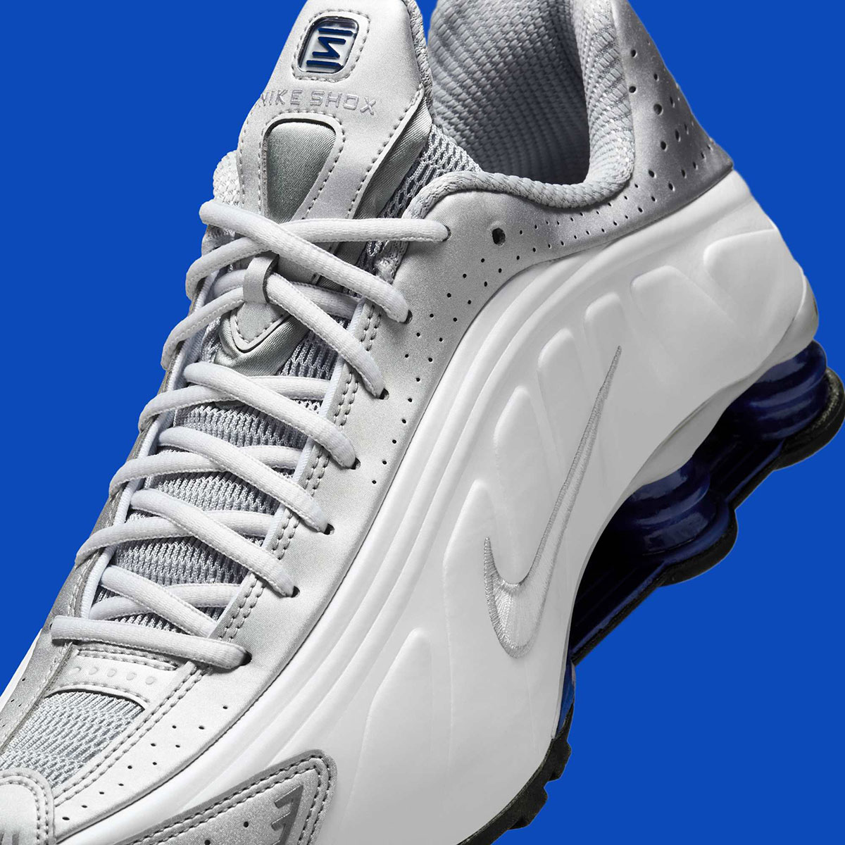 Nike Shox R4 Metallic Silver White Deep Royal Blue Hq1988 102 5