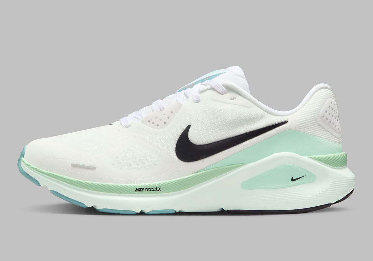 Nike Structure 26 Womens Hj1101 100