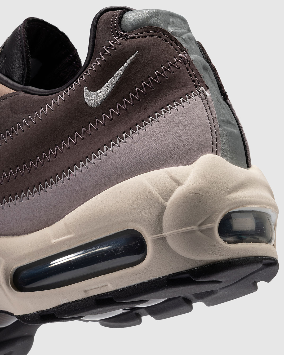 A Ma Maniere Nike Air Max 95 Diffused Taupe Phantom Fz8743 201 3