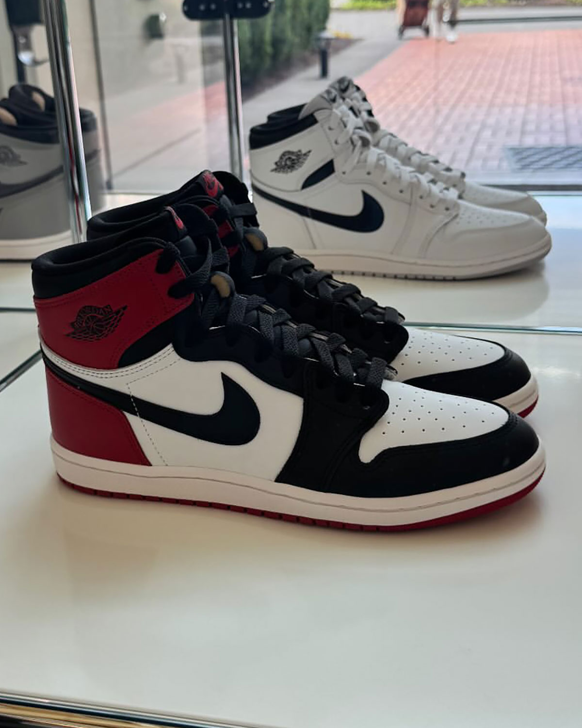 Air Jordan 1 Hi 85 Sample Display 10
