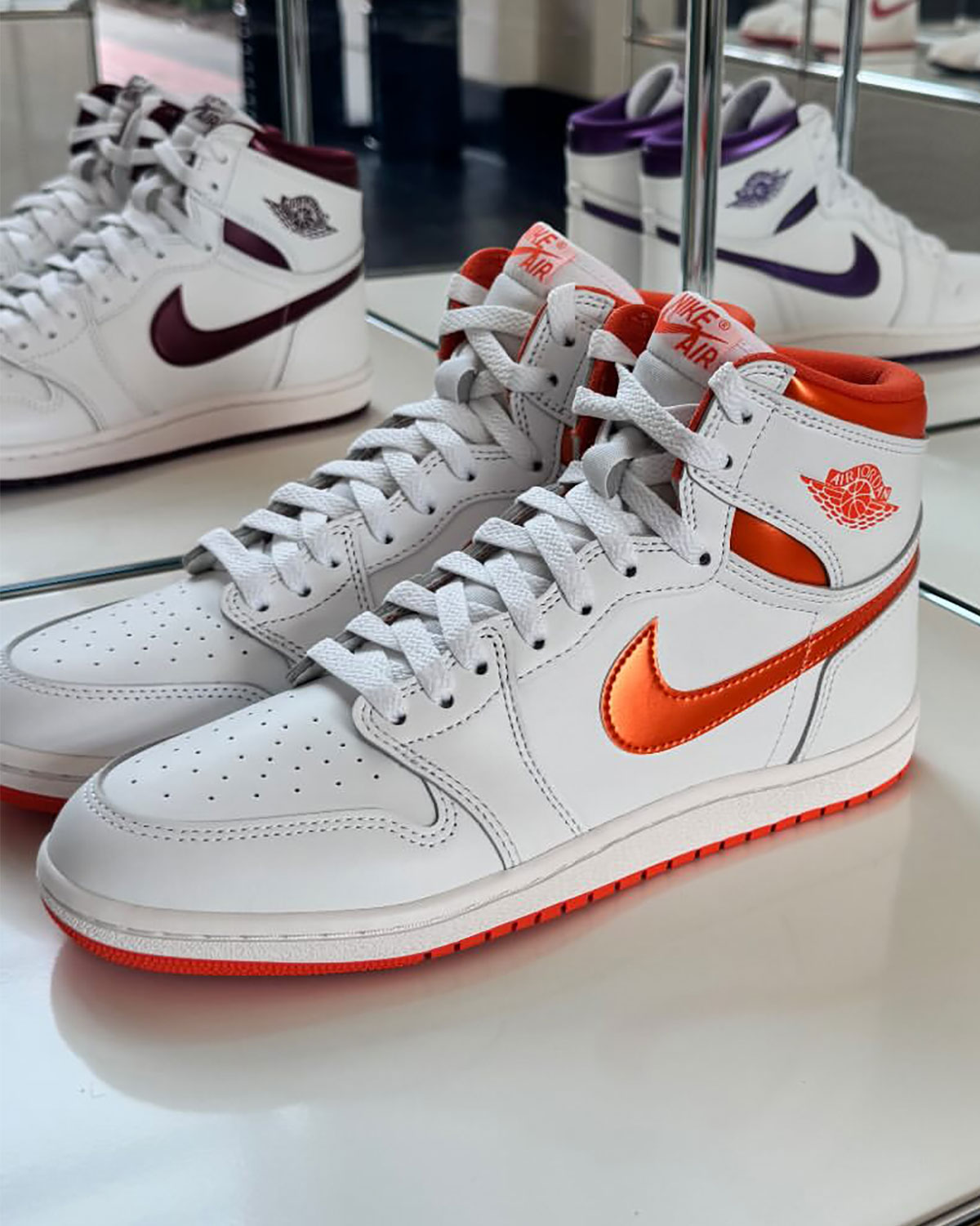 Air Jordan 1 Hi 85 Sample Display 12