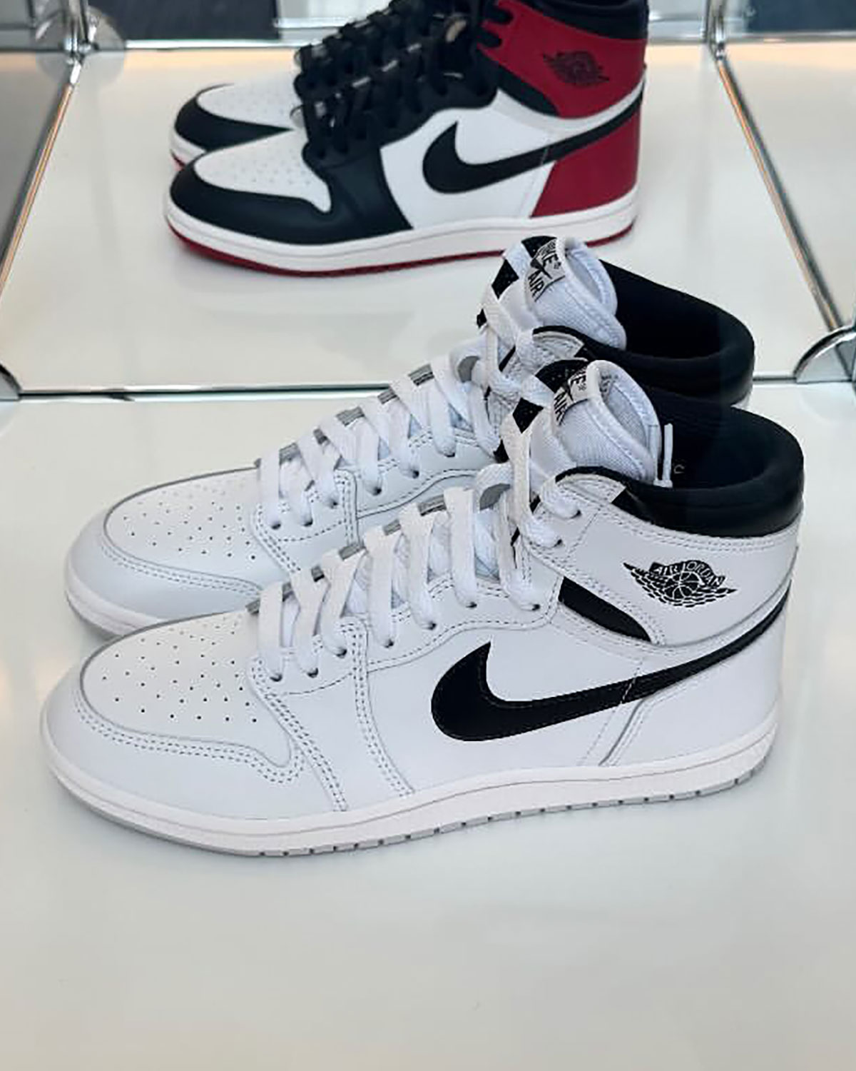 Air Jordan 1 Hi 85 Sample Display 4