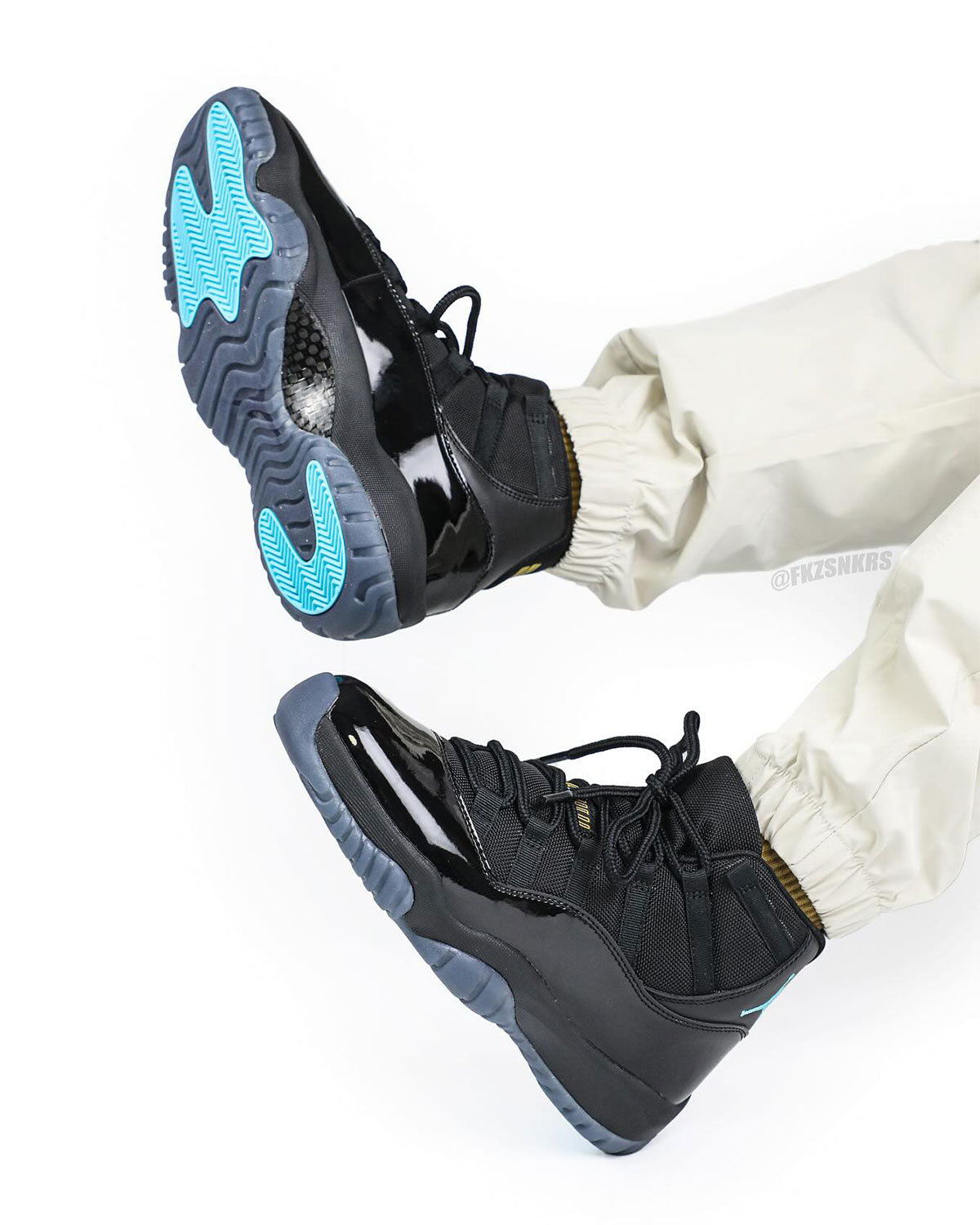 Air Jordan 11 Gamma Blue 5