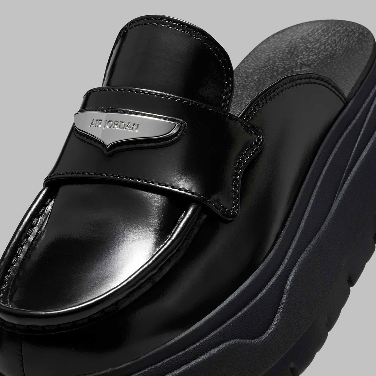 Air Jordan Mule Loafer Black Metallic Silver Hj4292 001 4