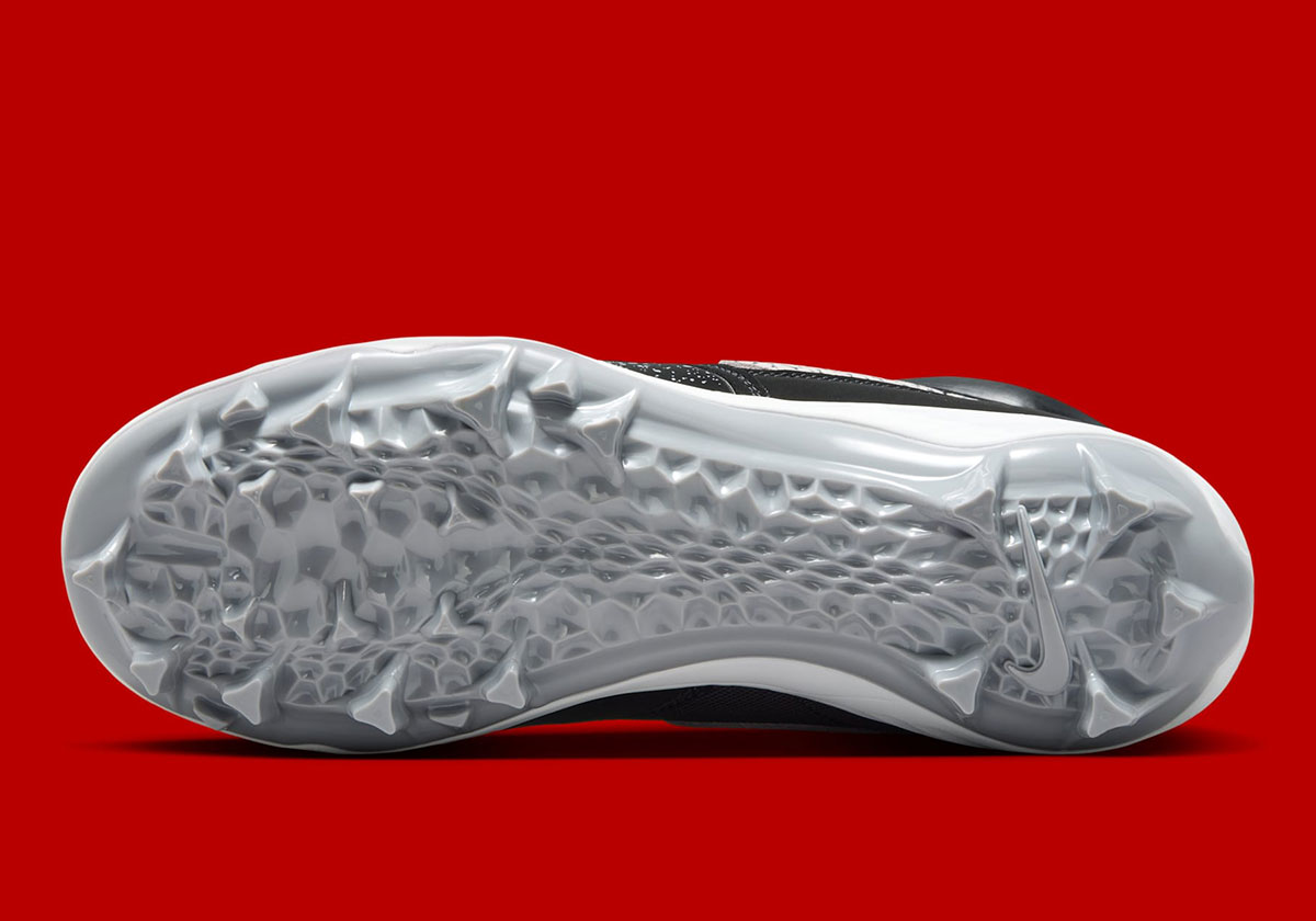 Jordan Stadium 90 Cleats Hq0210 060 4