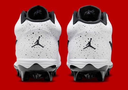 Jordan Brand Turns The Stadium 90 Into A Football Cleat