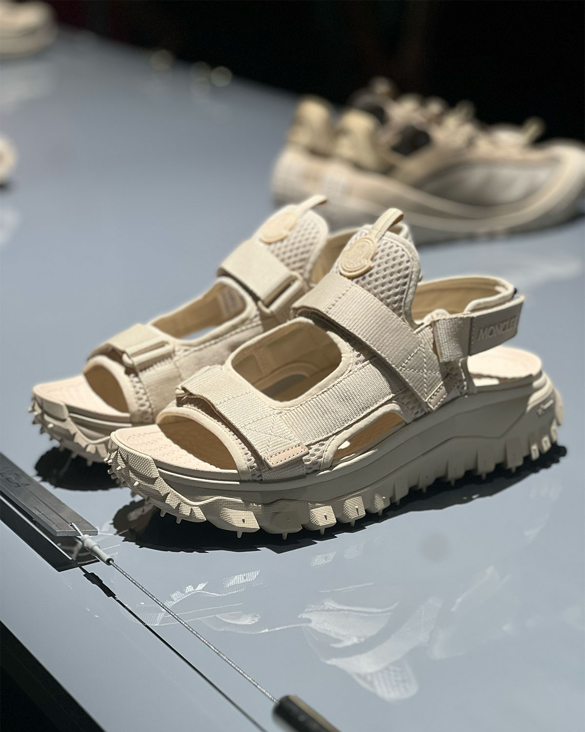 Moncler Trailgrip Vela