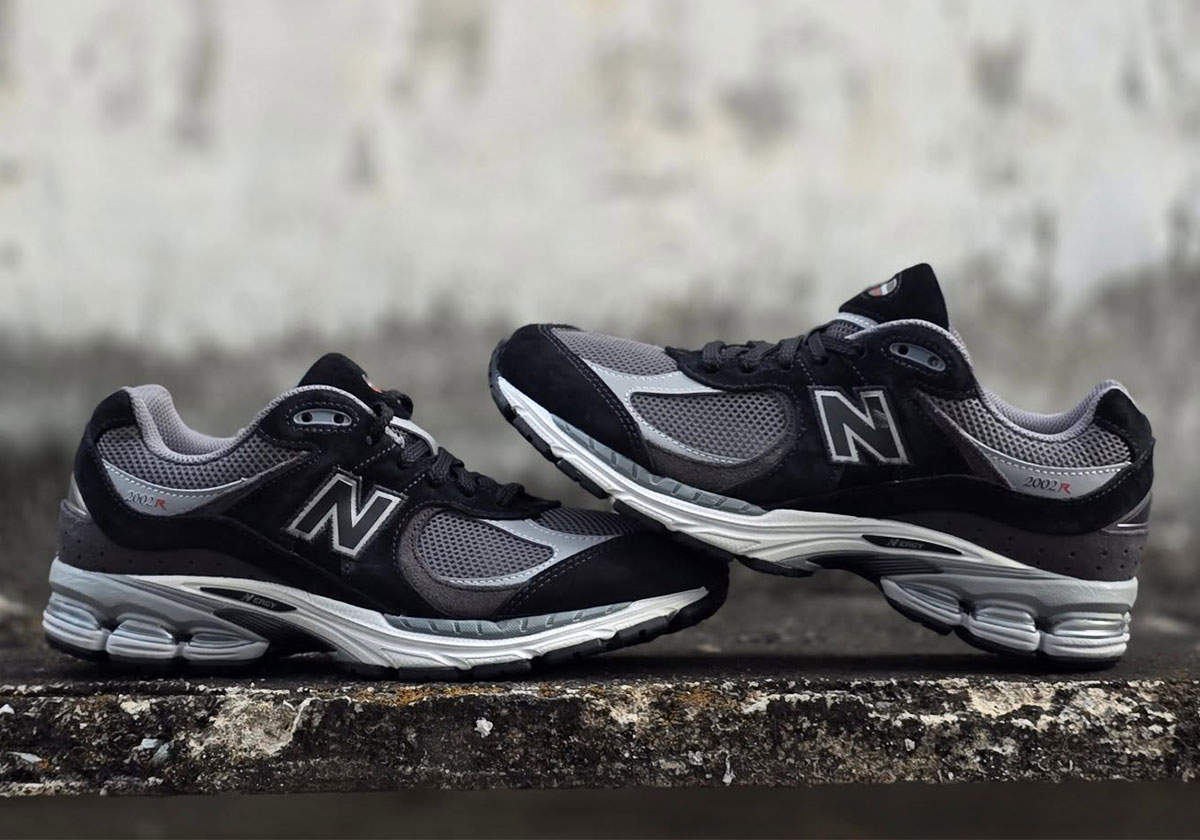 New Balance 2002r Black Grey U2002rc 3