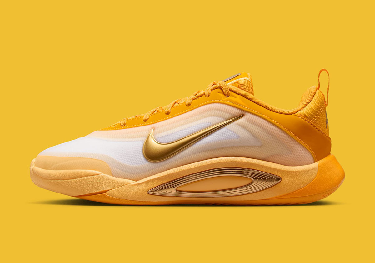Nike A One Gs Topaz Gold Metallic Gold Soft Yellow Alabaster Hf7001 700 2