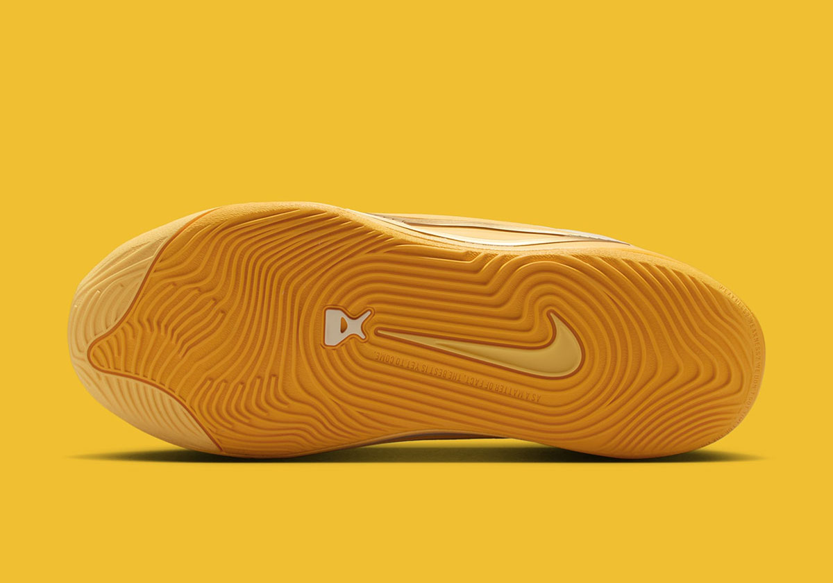 Nike A One Gs Topaz Gold Metallic Gold Soft Yellow Alabaster Hf7001 700 5