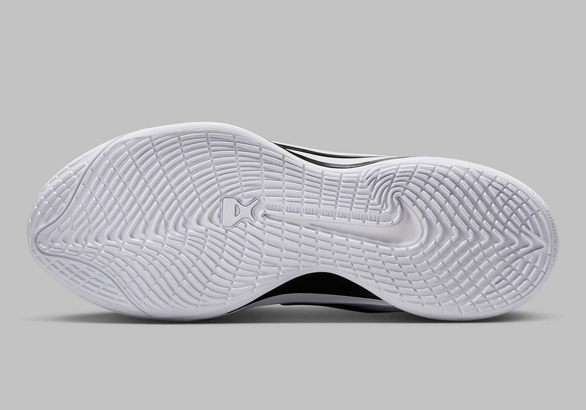 Nike A One Tb White Black Hq8500 100 7