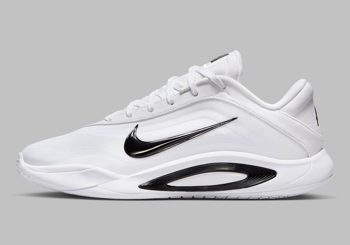 Nike A One Tb White Black Hq8500 100 8