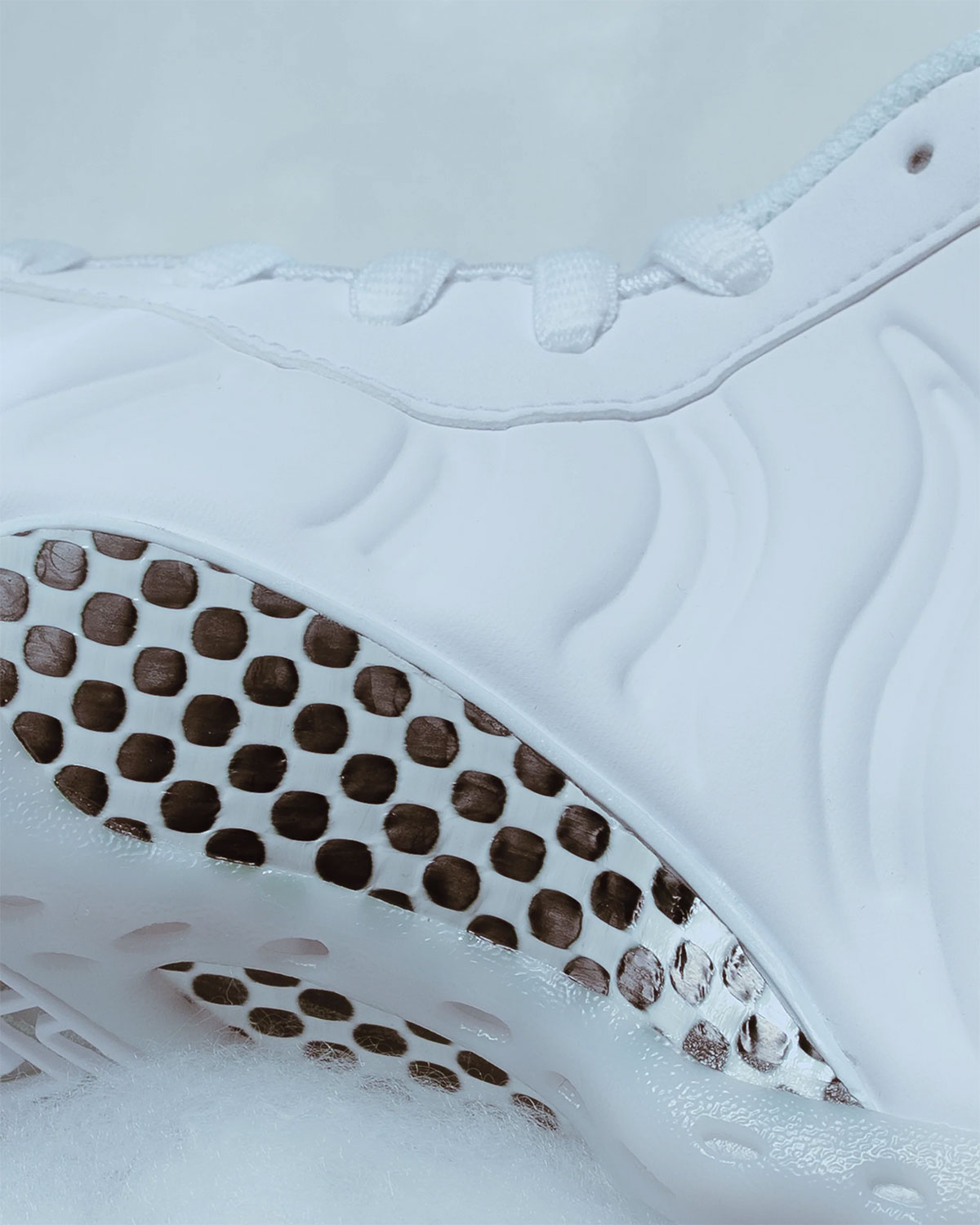 Nike Air Foamposite One White 2