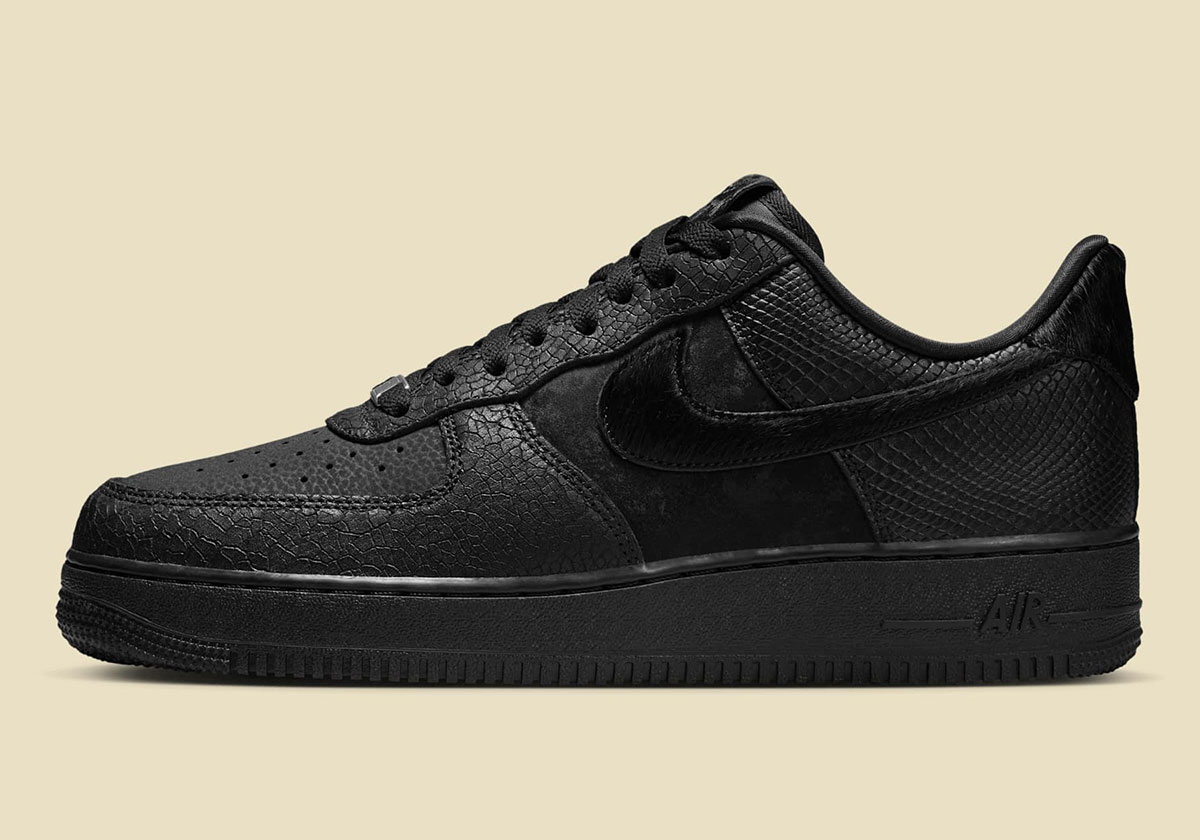 Nike Air Force 1 Low Black Luxury Materials Hq1977 001 2