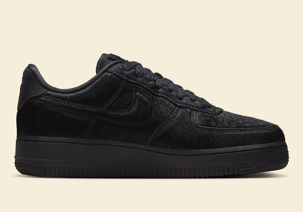 Nike Air Force 1 Low Black Pony Hair Ii7398 001 2