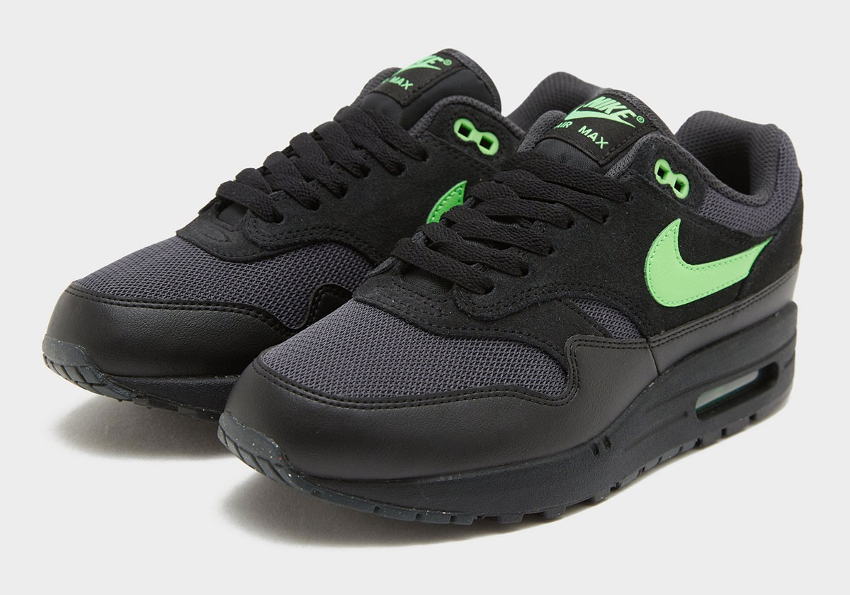 Nike Air Max 1 Gs Black Electric Green 2