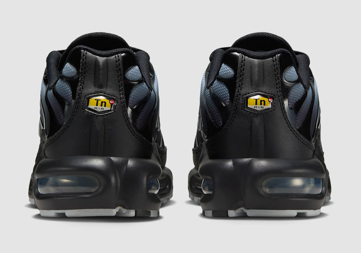 Nike Air Max Plus Black Metallic Silver Wolf Grey Io0657 001 5
