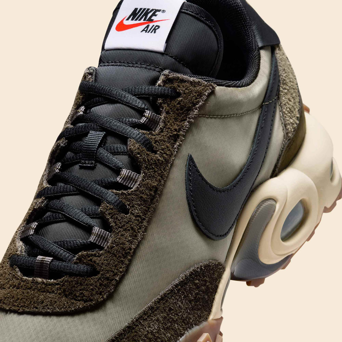 Nike Air Max Waffle Matte Olive Gum Dark Brown Legion Brown Black Im0340 300 4
