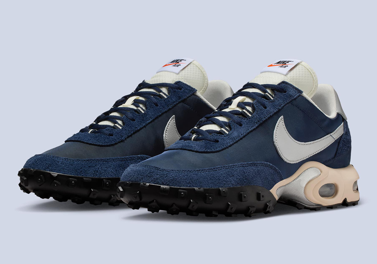The Nike Air Max Waffle Settles Down In "Navy/Silver"