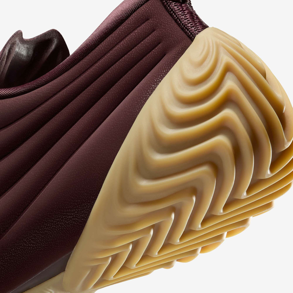 Nike Astra Ultra Dark Team Red Gum Fz5778 600 1