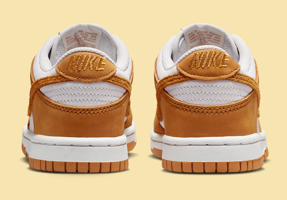 Nike Dunk Low Gs Vast Grey Desert Ochre White Hq9293 001 3