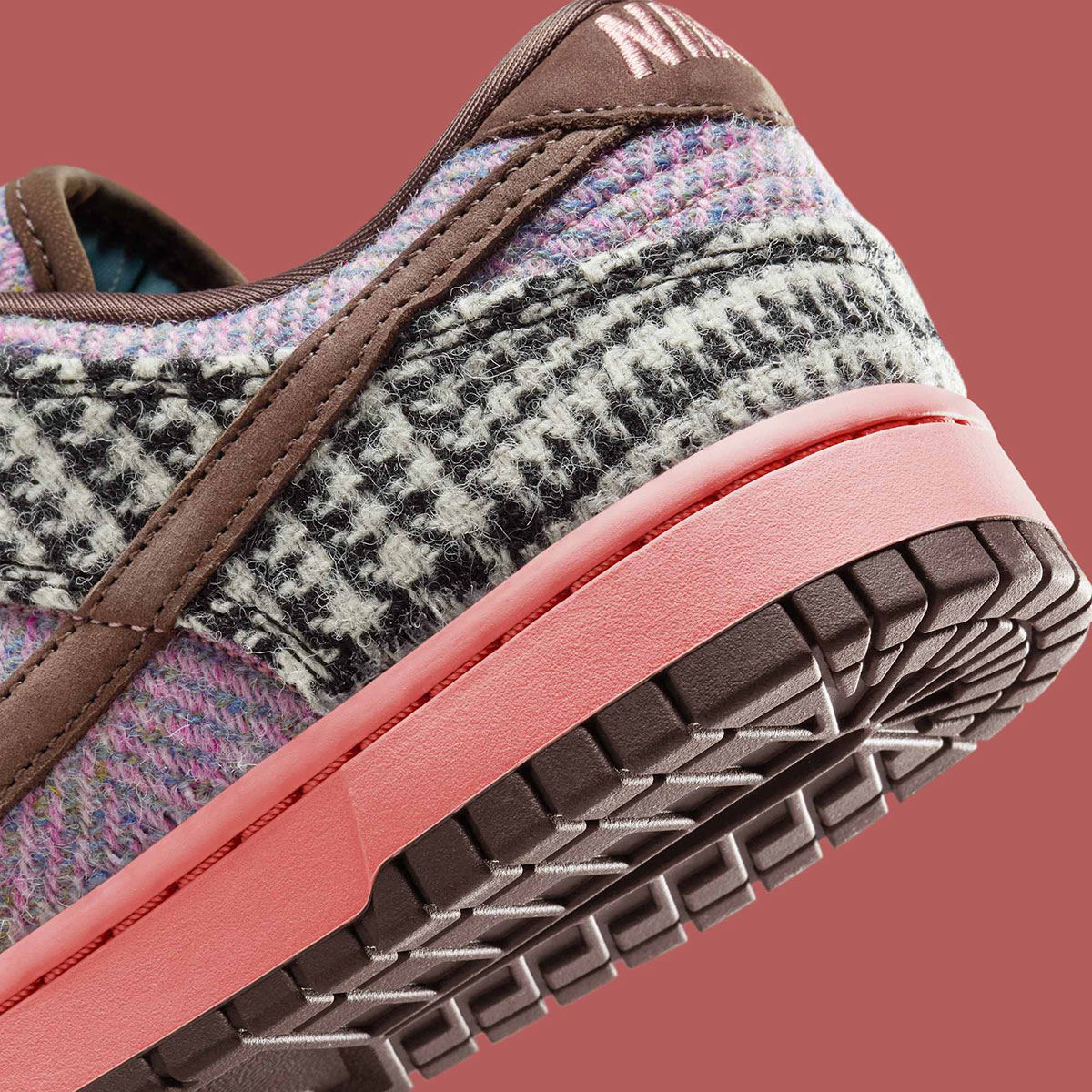 Nike Dunk Low Harris Tweed Hq5036 902 1