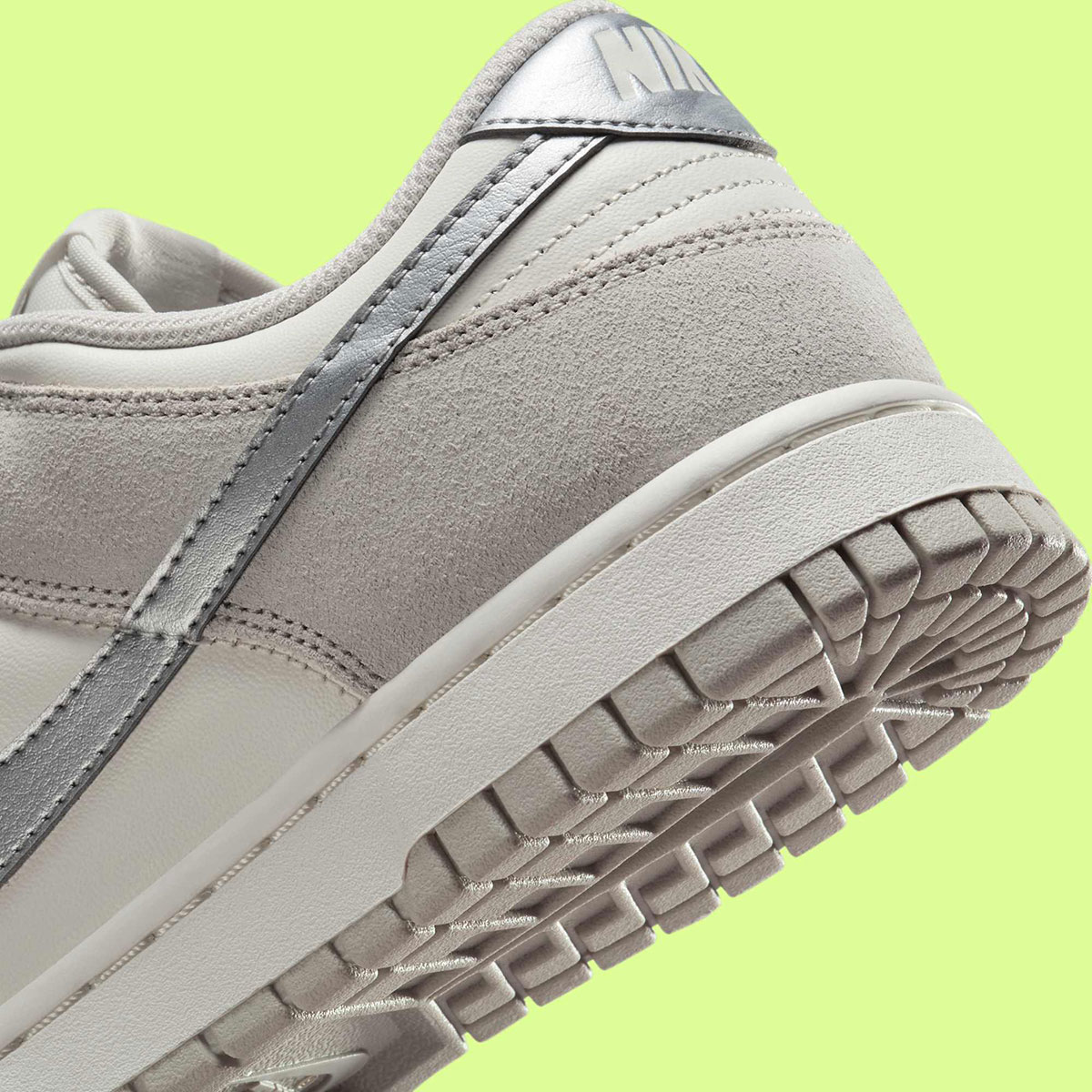 Nike Dunk Low Silver Swoosh Ii7651 133 5