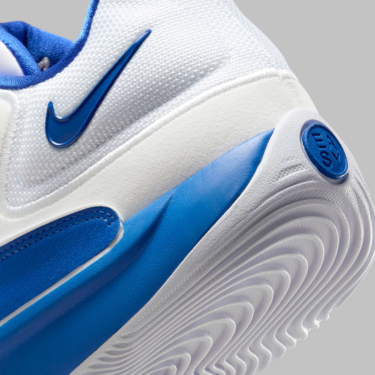 Nike Kd 18 Tb White Game Royal Im0634 102 3