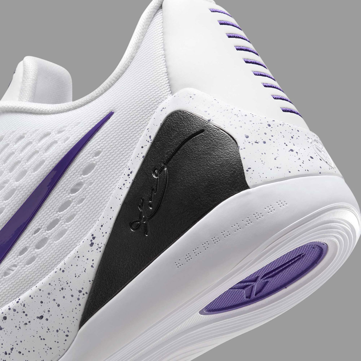 Nike Kobe 9 Em Protro White Court Purple Ih1401 100 3