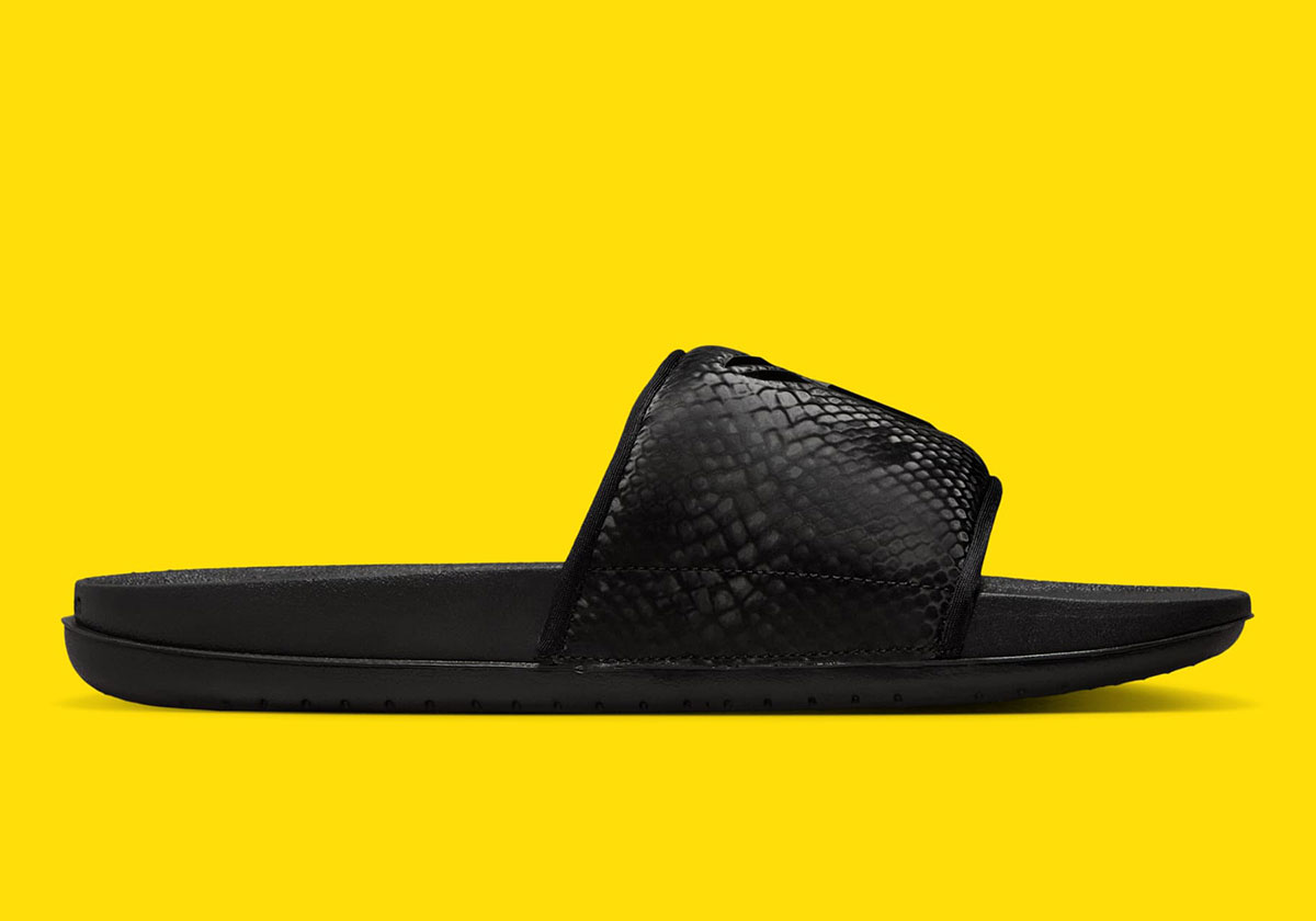 Nike Kobe Offcourt Slides Black If2870 001 3