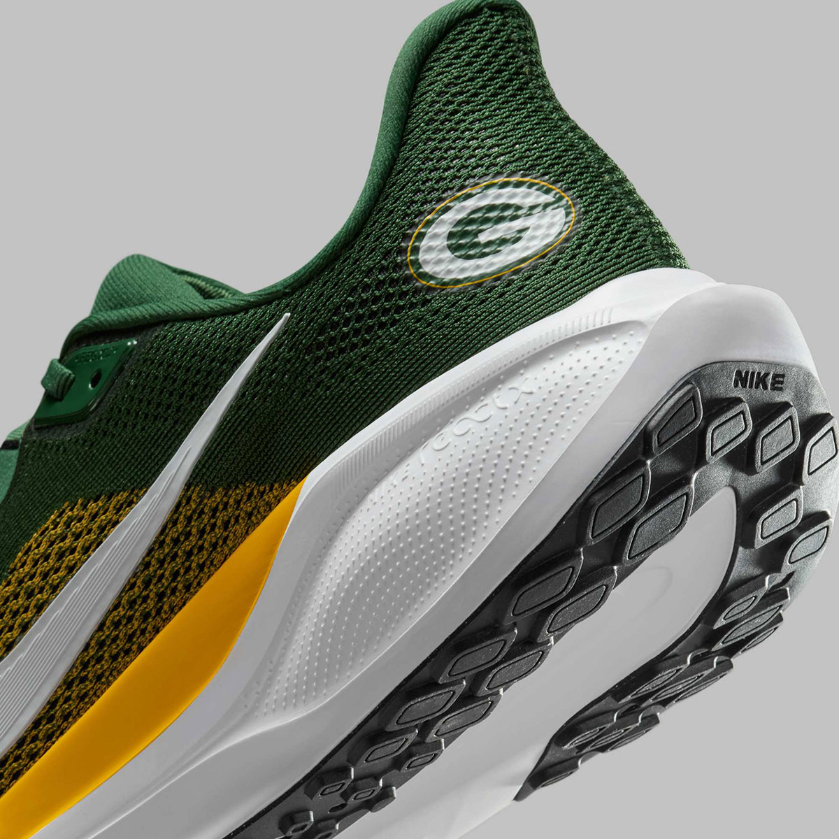 Nike Pegasus 41 Green Bay Packers Ib3216 300 1