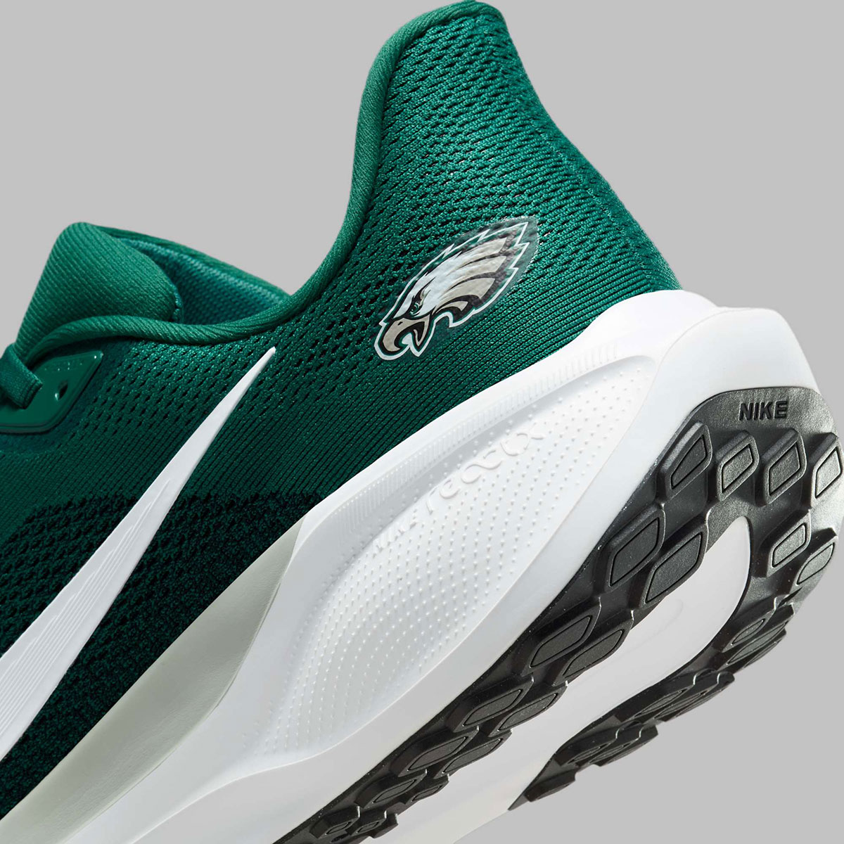 Nike Pegasus 41 Philadelphia Eagles Ib3215 300 1
