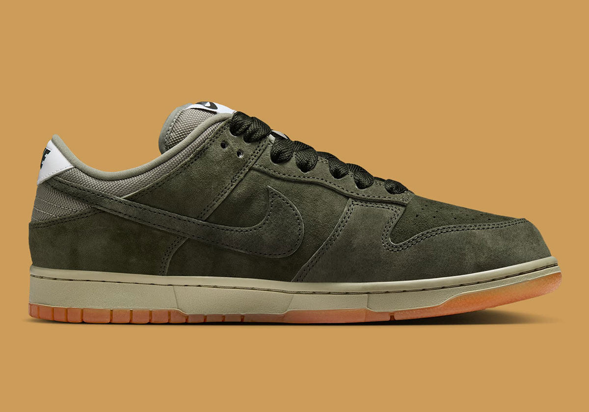 Nike Sb Dunk Low Sequoia Hj0367 301 Release Date 1