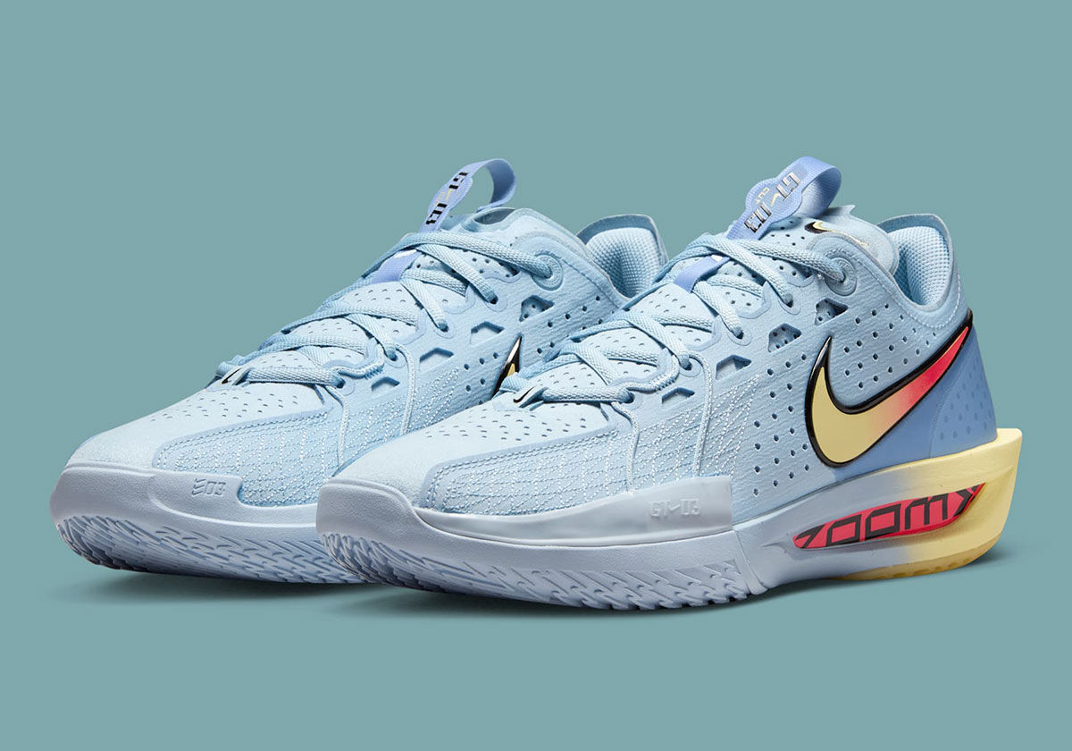 The Nike Zoom GT Cut 3 Sizes Up A "Glacier Blue" Makeover