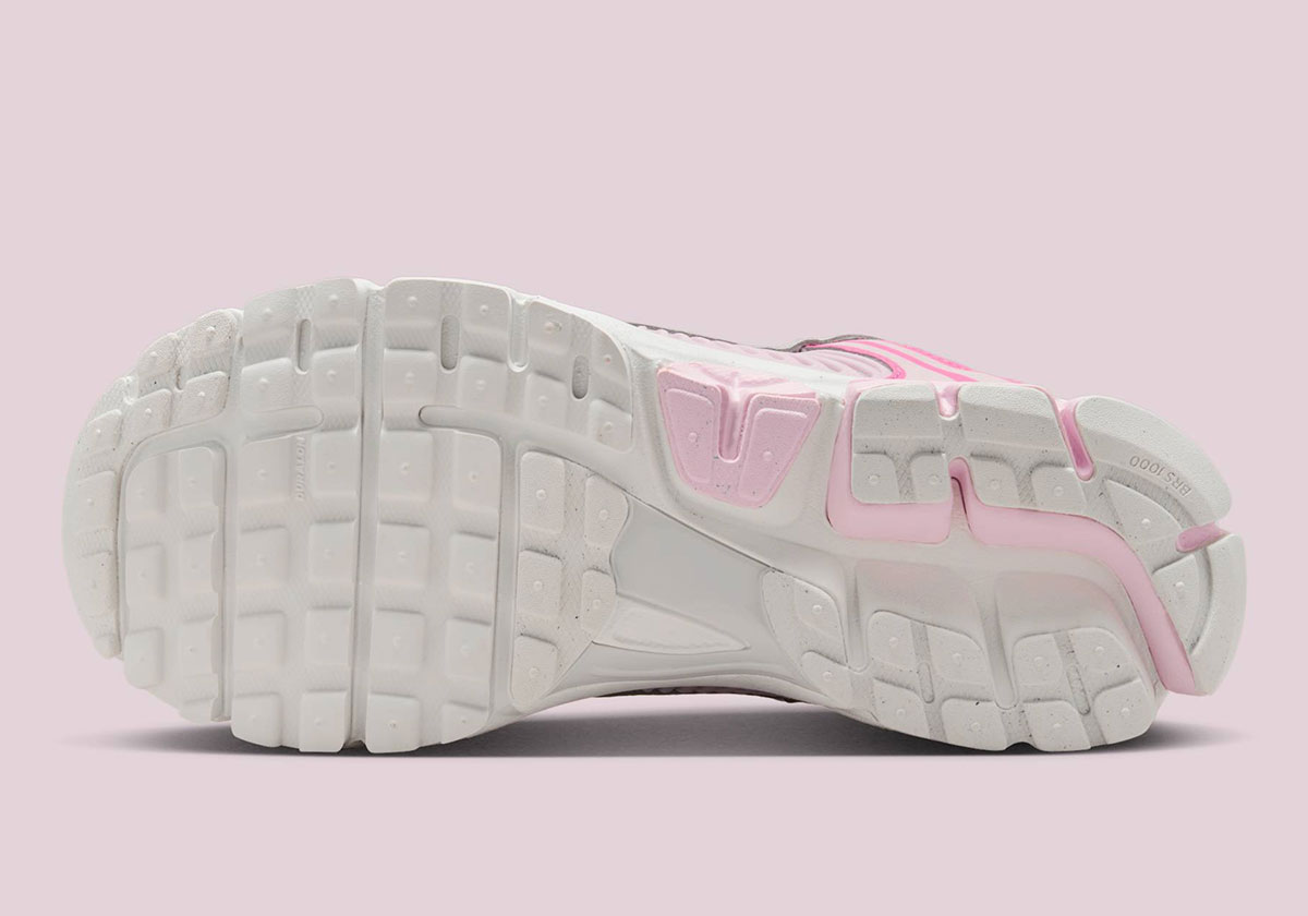 Nike Zoom Vomero 5 Hyper Pink Summit White Pink Foam Playful Pink Im2404 645 6