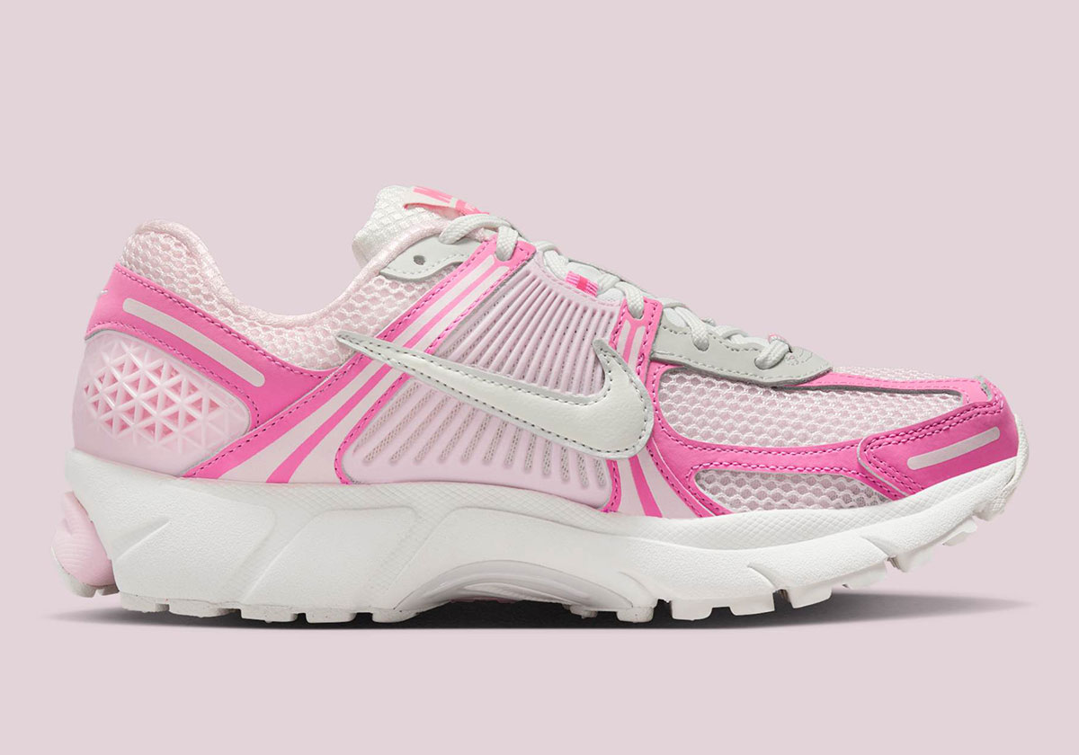 Nike Zoom Vomero 5 Hyper Pink Summit White Pink Foam Playful Pink Im2404 645 8
