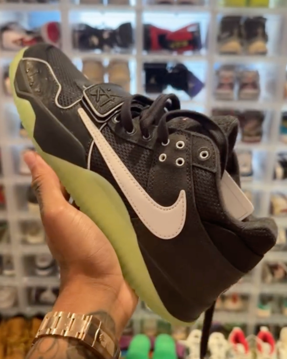 Og Chase B Jordan Cj1 T Rexx Jumpman Jack Friends And Family 6