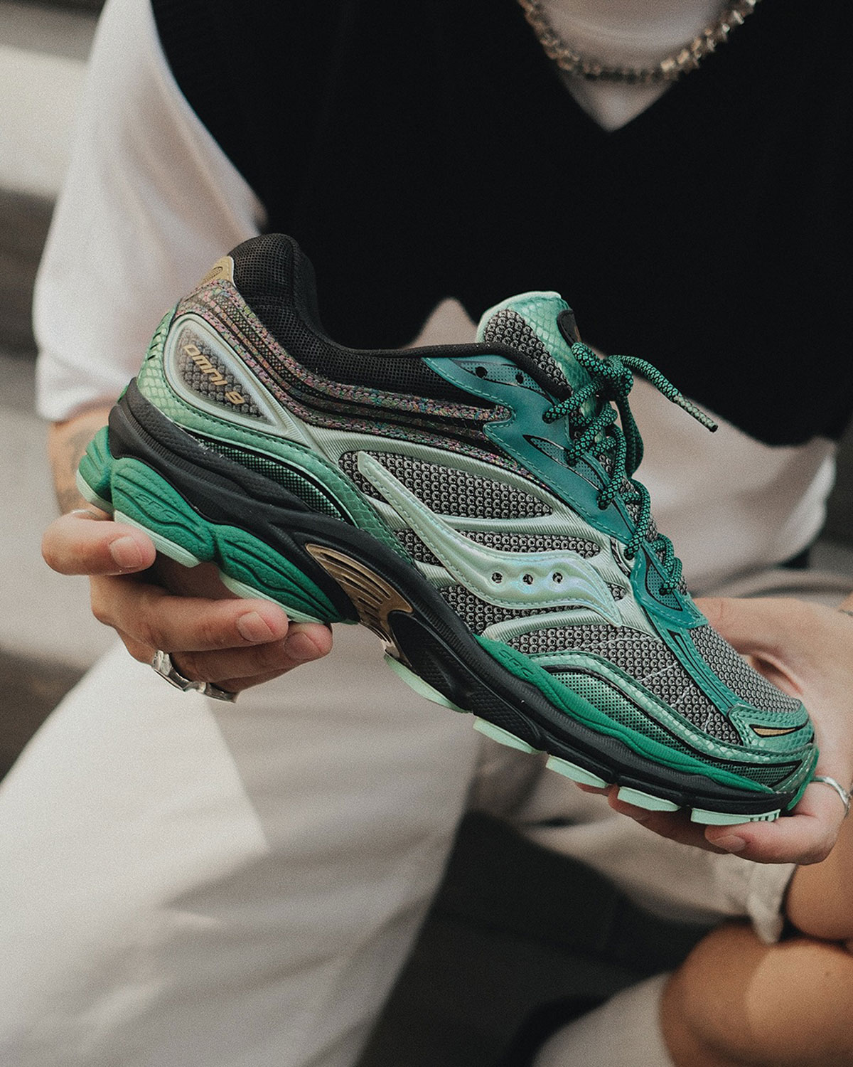 Saucony Progrid Omni 9 Glowaconstrictor Year Of The Snake 2