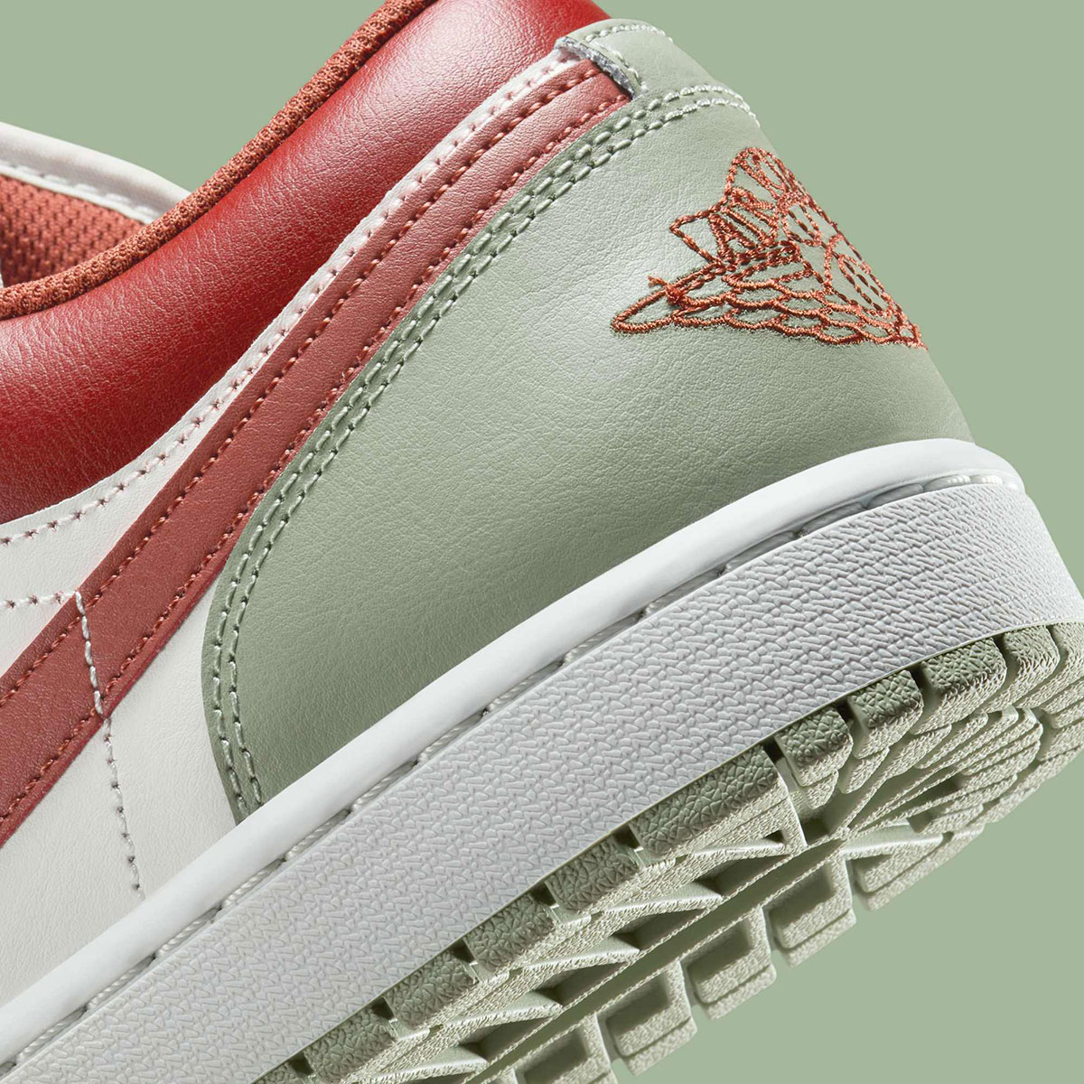 Air Jordan 1 Low Sail Jade Horizon Pure Platinum Summit White Redstone 553558 133 2