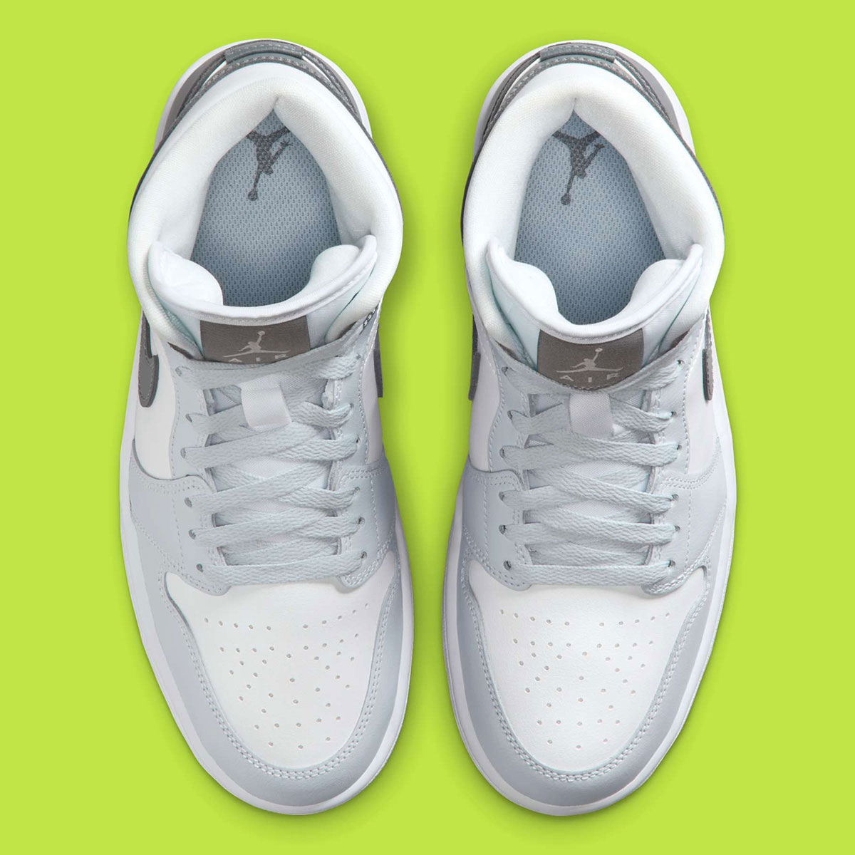 Air Jordan 1 Mid White Pure Platinum Smoke Grey Bq6472 113 2