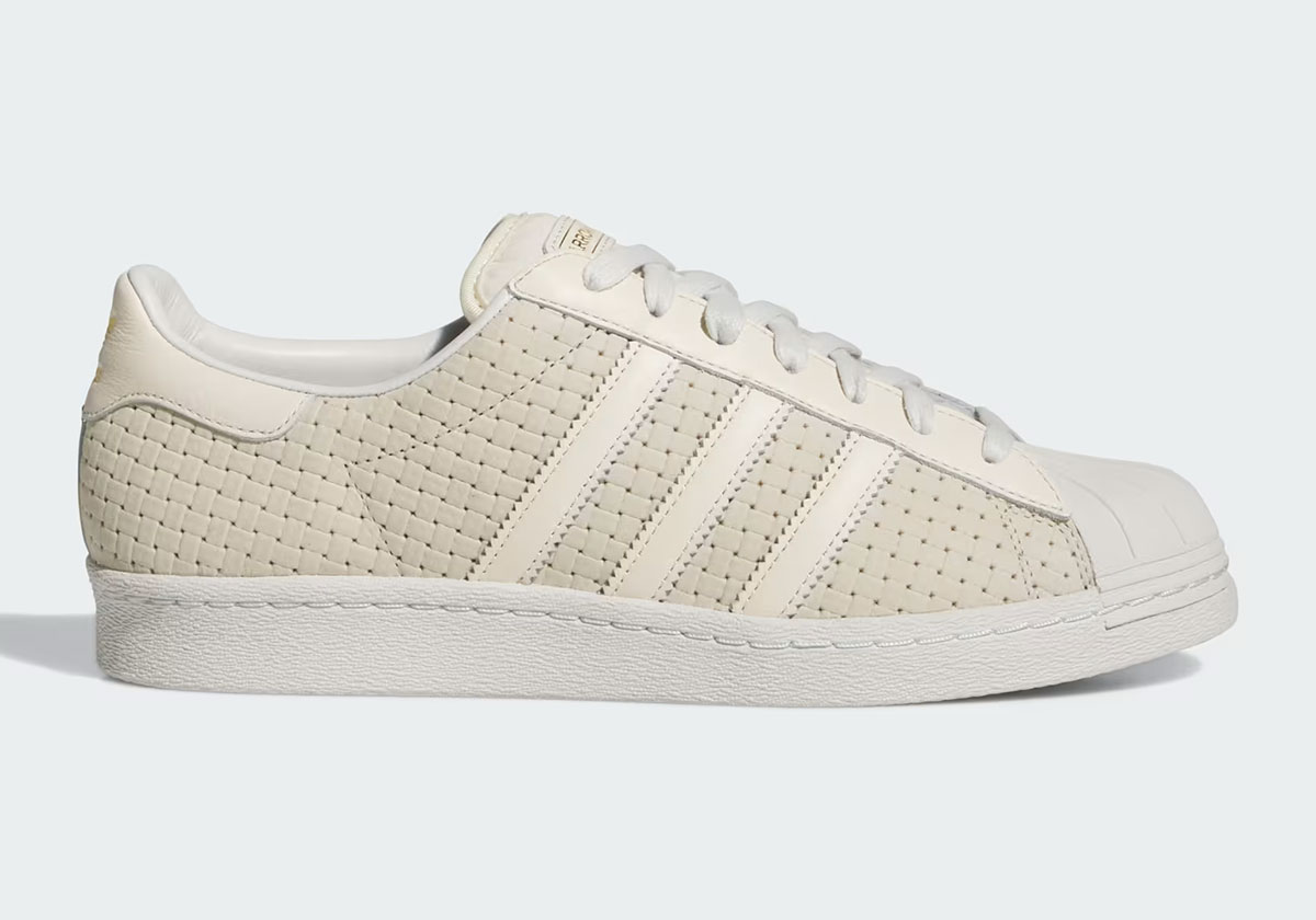 Arrow And Beast Adidas Superstar Adv Js2593 1