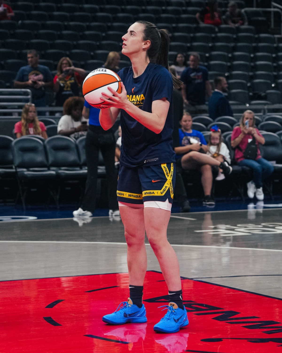 Caitlin Clark Nike Kobe 6 Protro Cookie Monster Pe 4