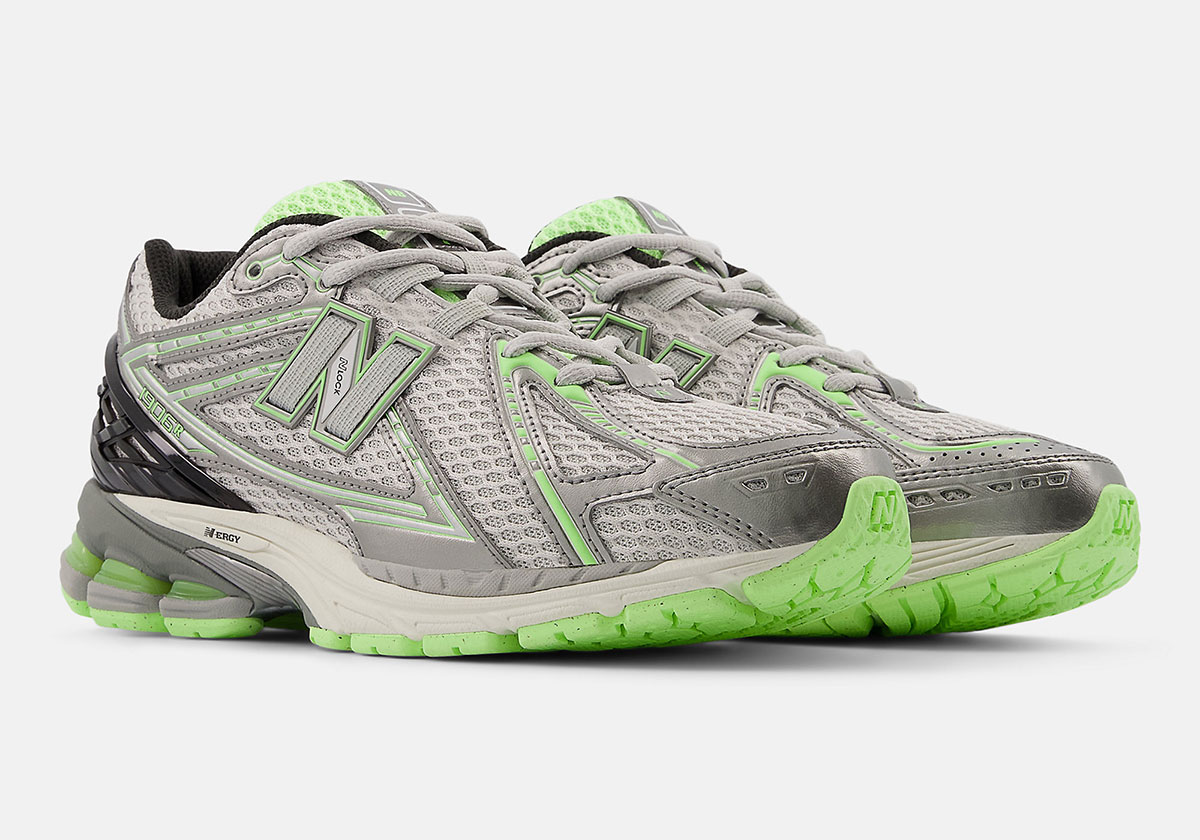 The New Balance 1906R Lets Loose A “Mint Flash”