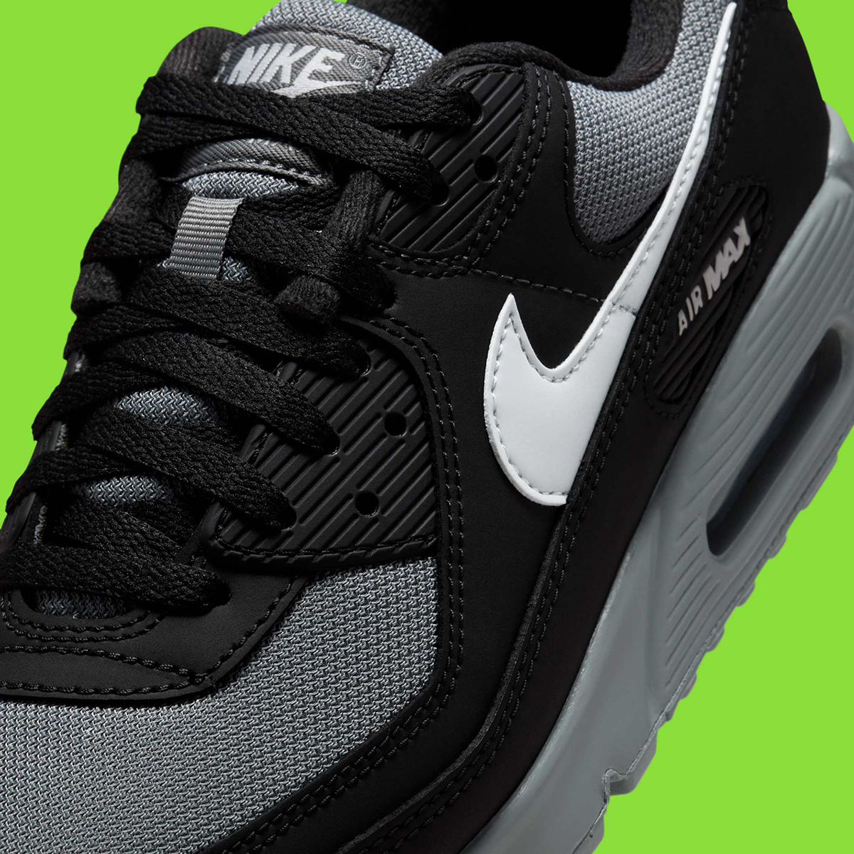 Nike Air Max 90 Anthracite Green Strike Black Im5989 010 1